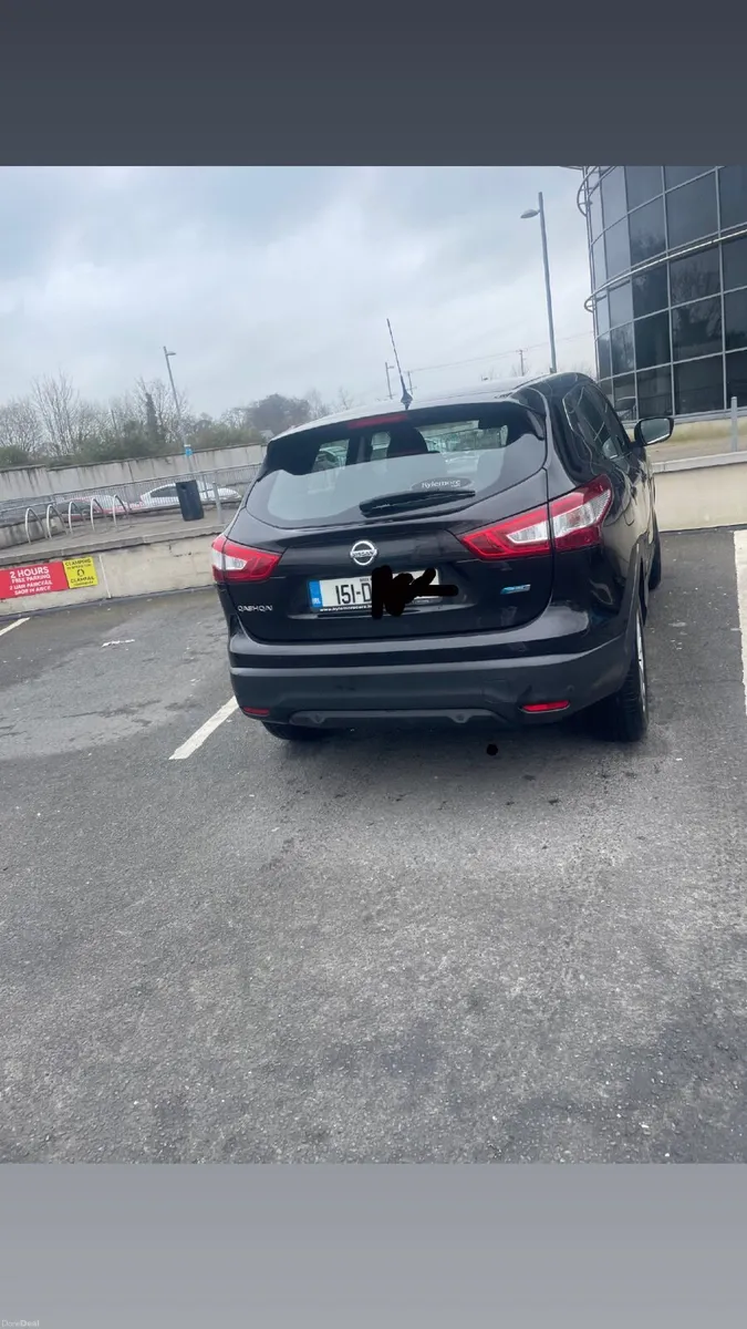 Nissan Qashqai 2015 - Image 2