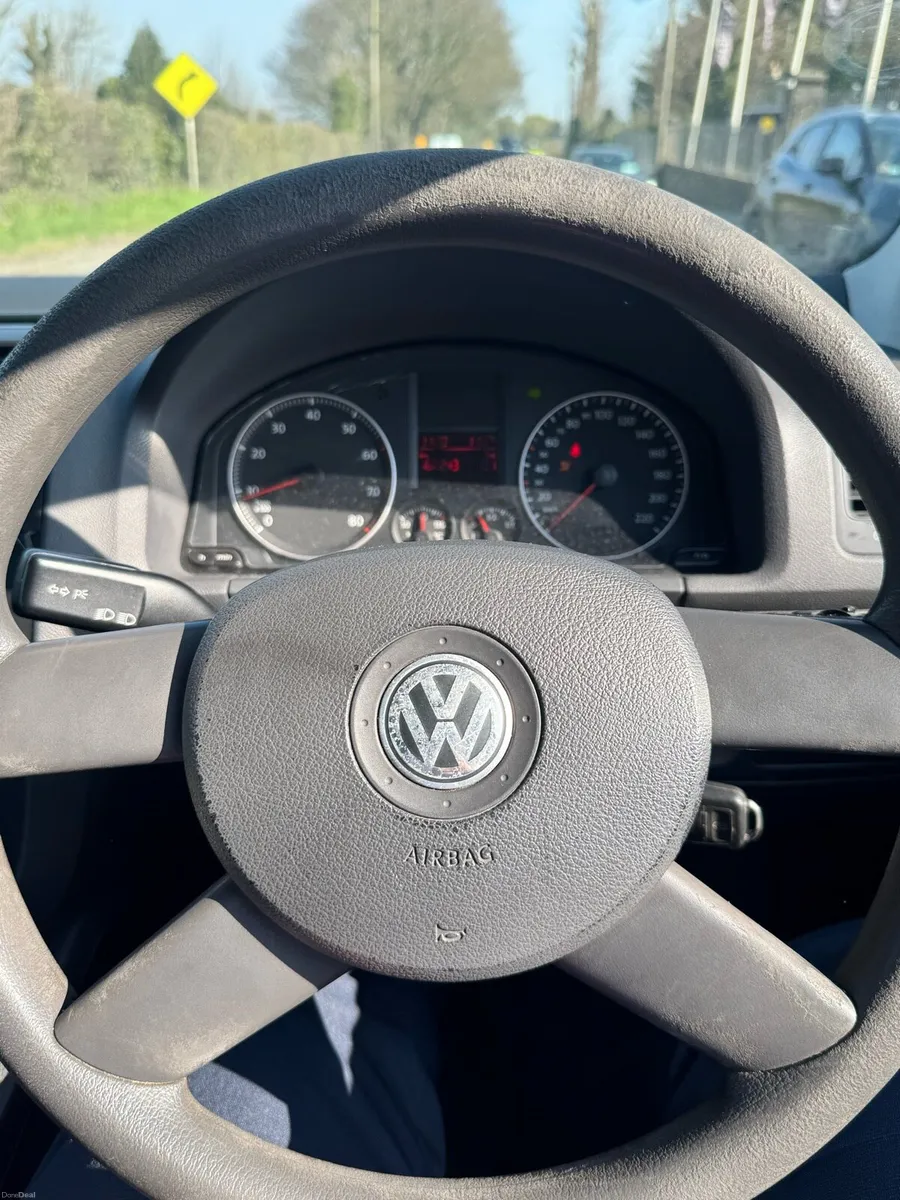 2005 Golf 1.4 Petrol **160K Kms** - Image 4