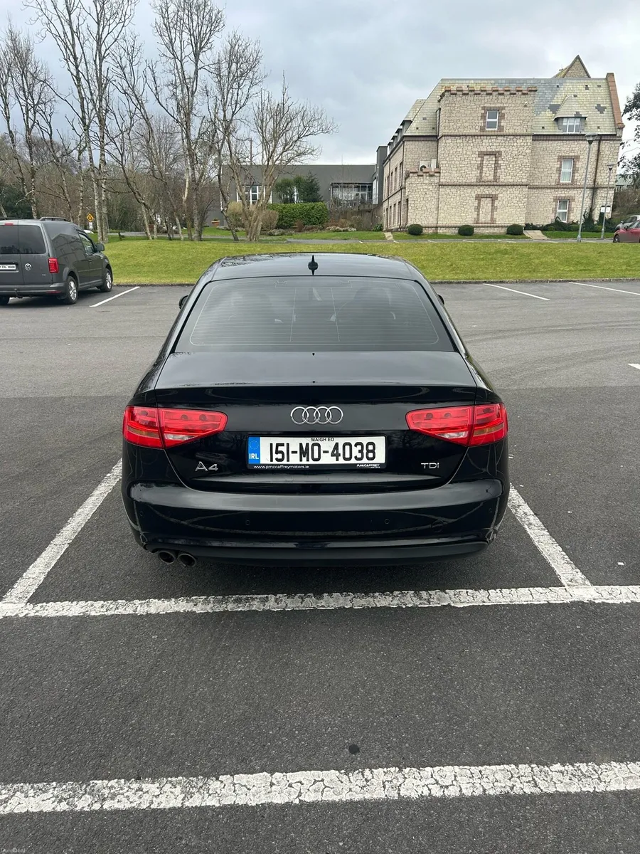2015 Audi A4 Ultra SE Black Edition - Image 4