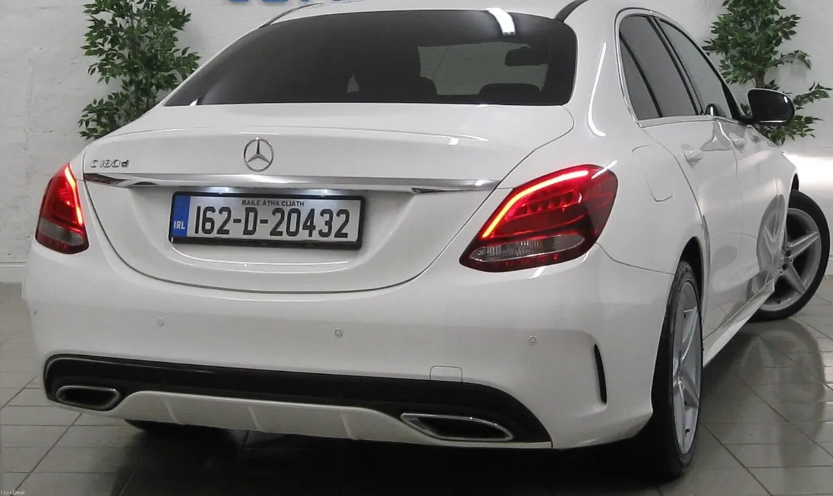 Mercedes-Benz C-Class 2016 - Image 2