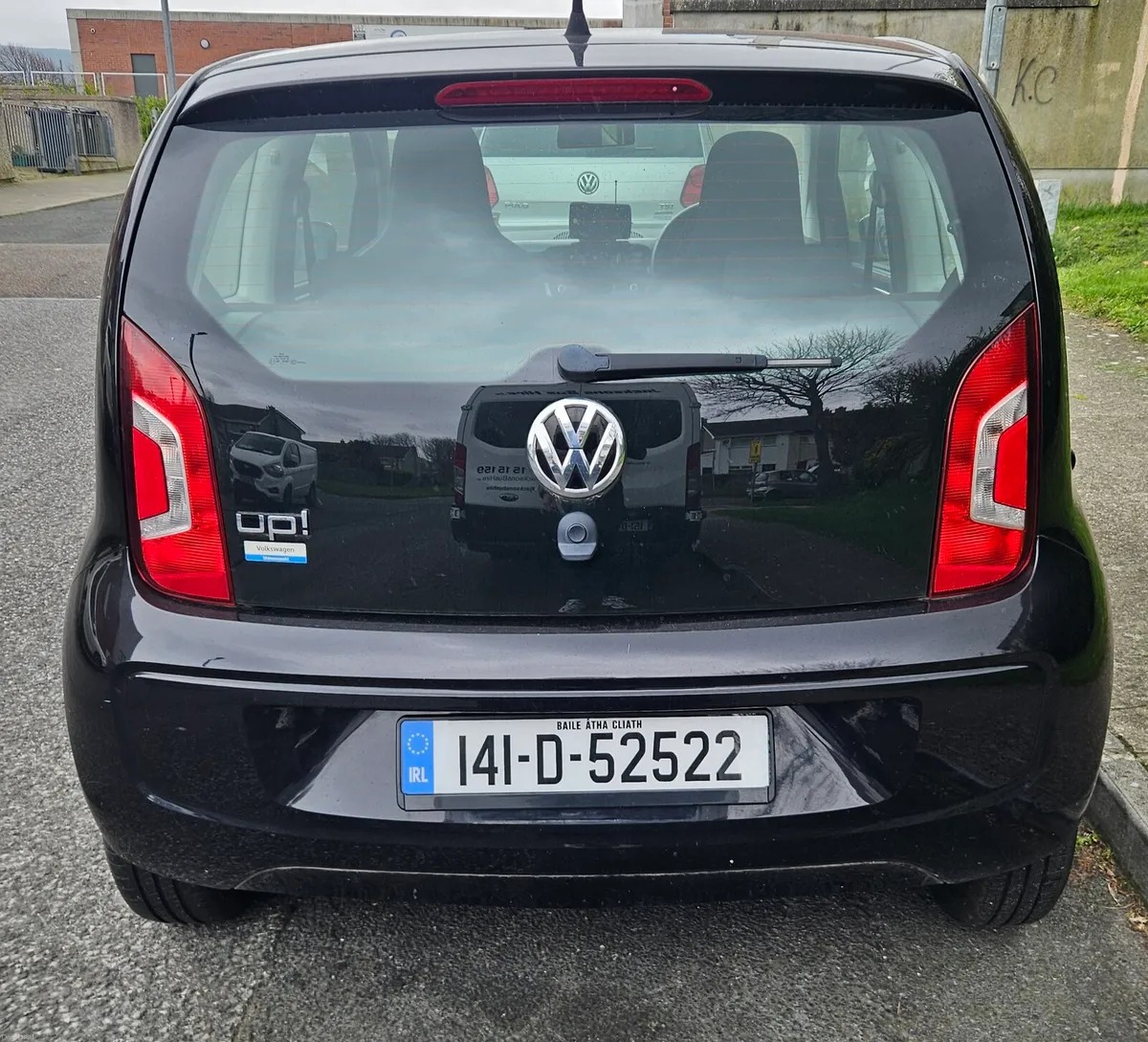 Volkswagon UP! 2014 Auto - Image 2