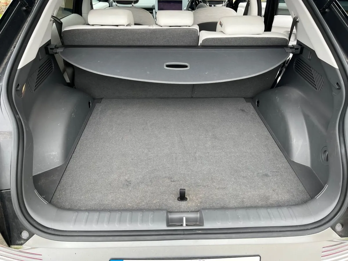 Hyundai IONIQ 5 2023 - Image 6