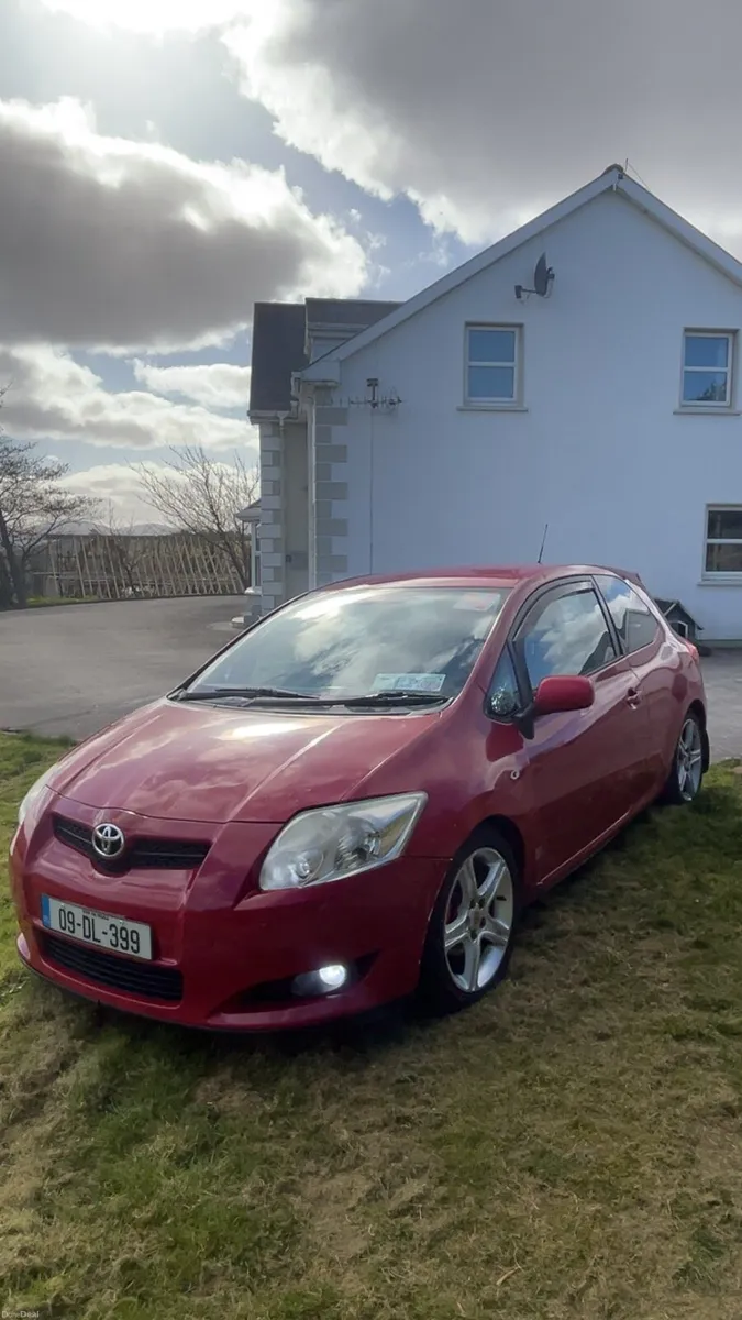 Toyota Auris - Image 2