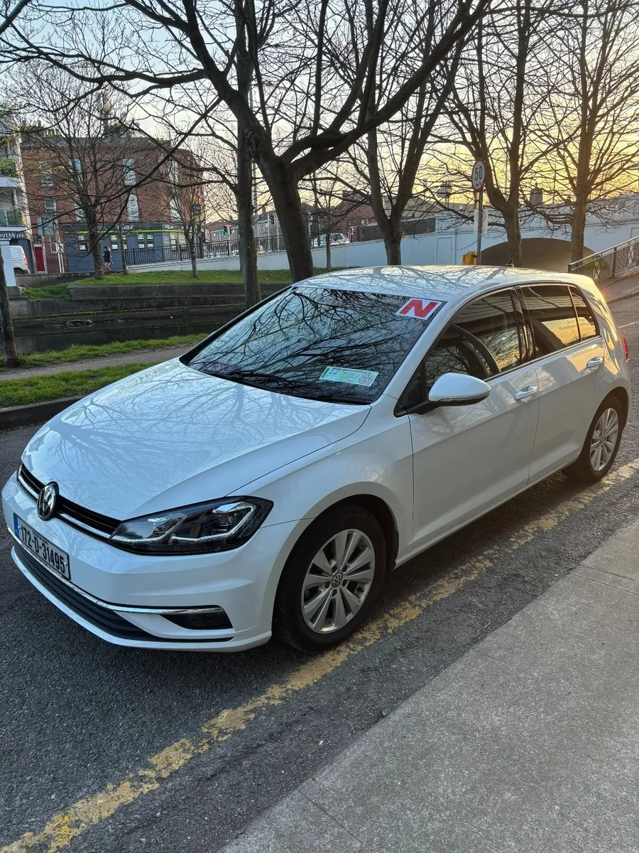 Volkswagen Golf 2017 AUTO Comfortline - Image 1