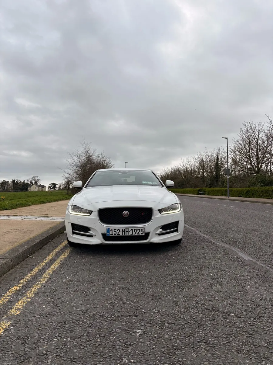 Jaguar XE R Sport - Image 2