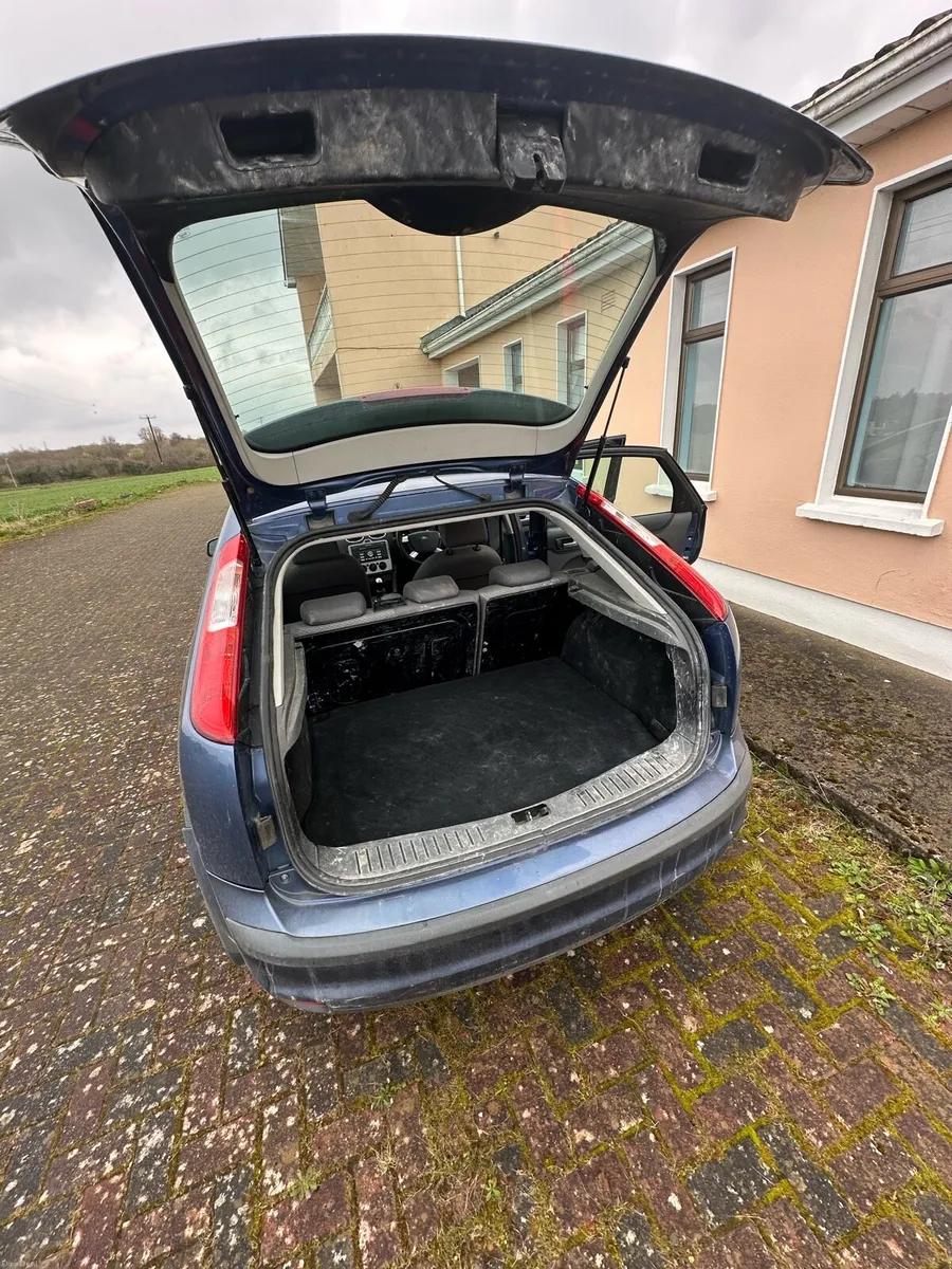 Ford focus 1.4 petrol - Image 3