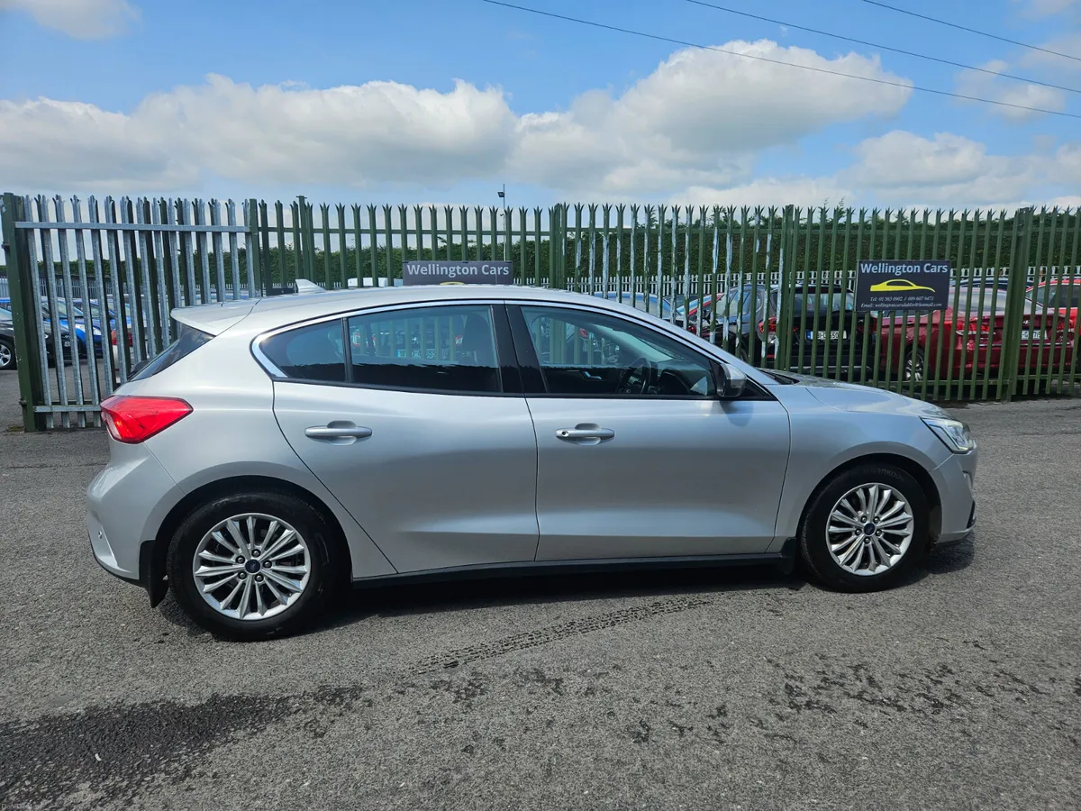 Ford Focus 2019 1.0 ECO BOOST TITANIUM 125 PS - Image 3