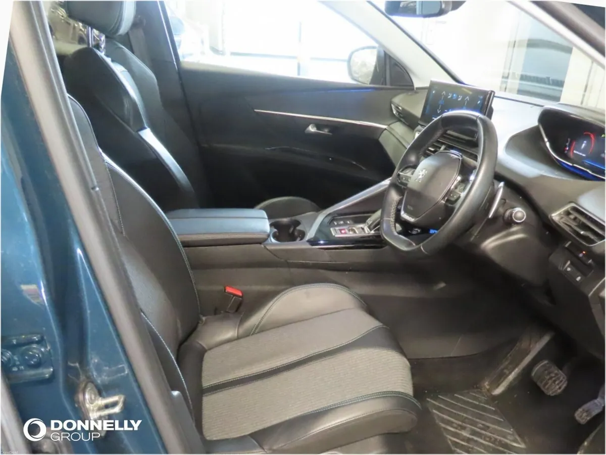 Peugeot 3008 Diesel Estate Allure Premium - Image 4