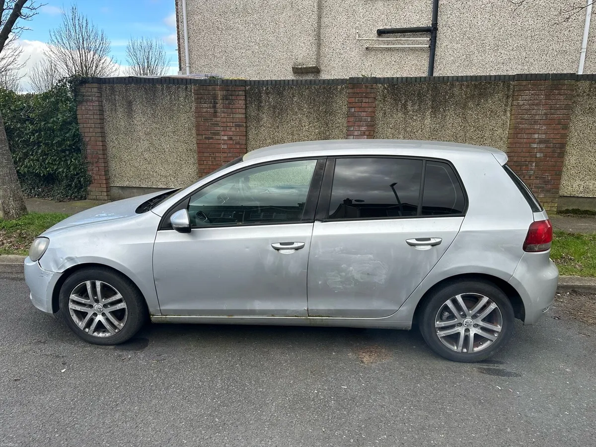 2010 Volkswagen Golf 1.6 TDI – Spares or Easy Fix - Image 3