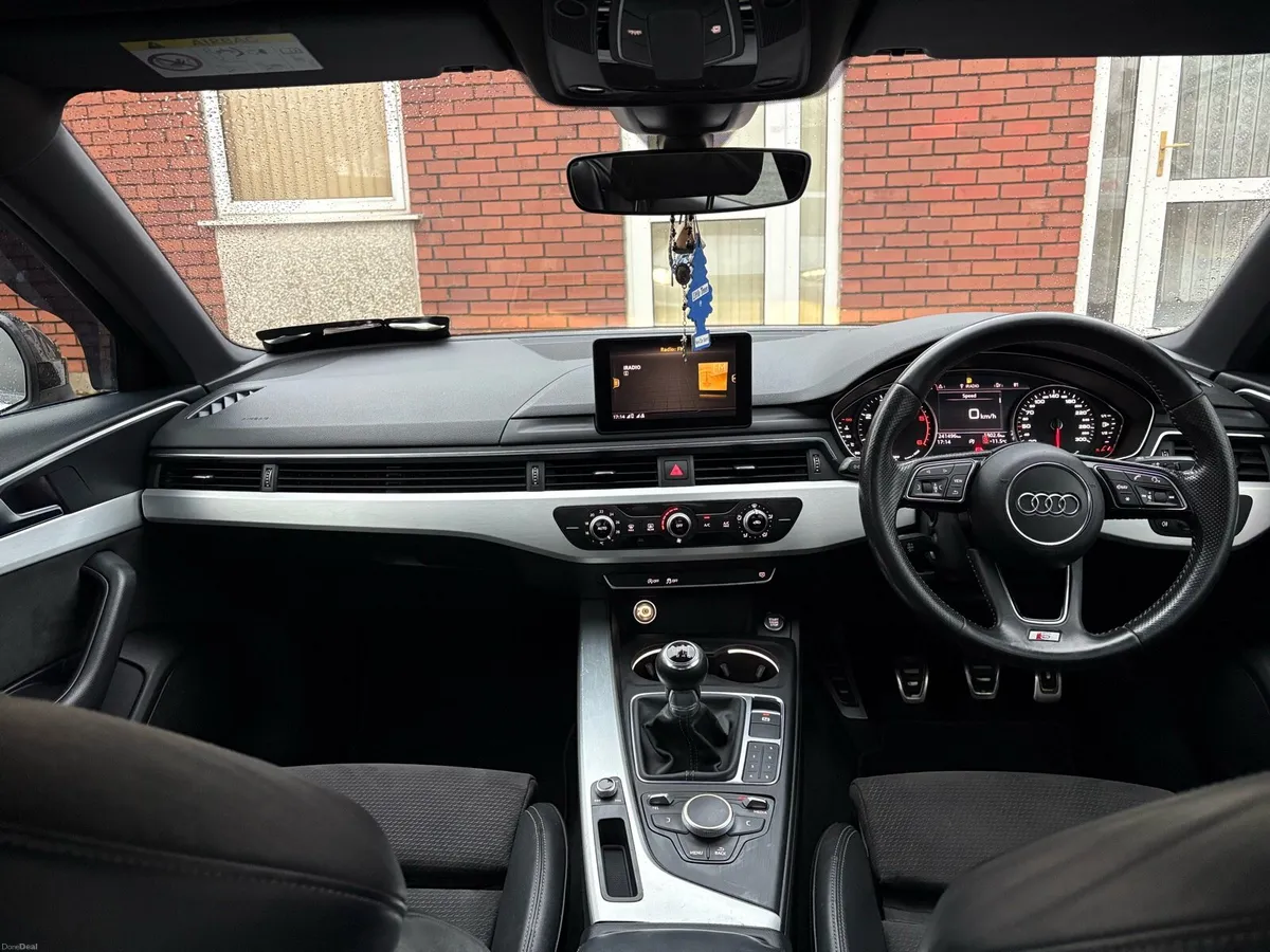 Audi A4 sline Black Edition - Image 3