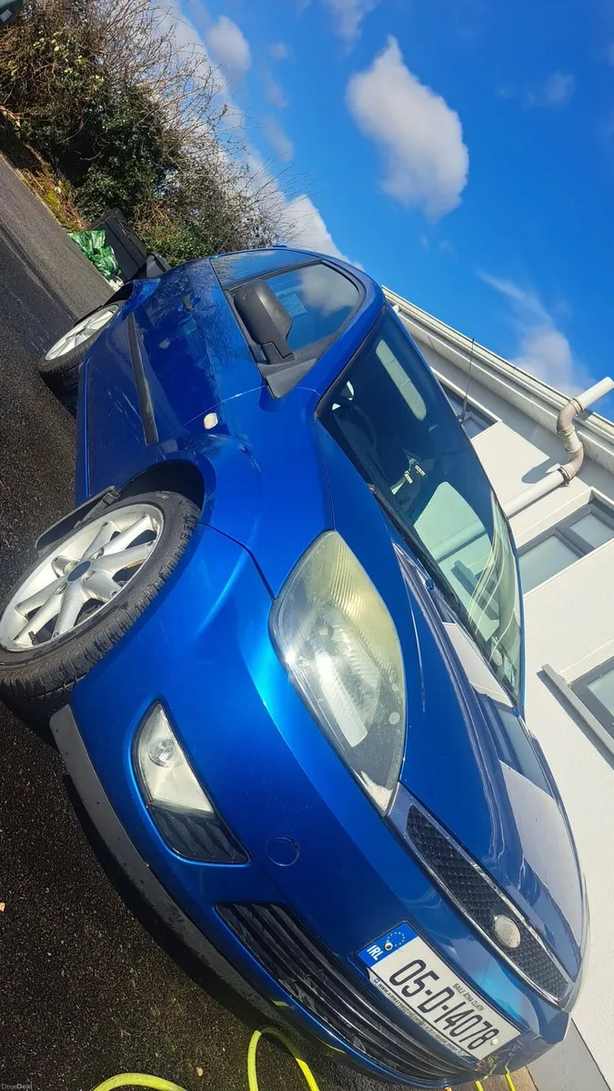 Ford Fiesta 3 door sunroof(Read Description) - Image 2