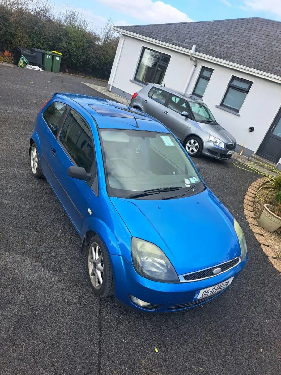 Ford Fiesta 3 door sunroof(Read Description) - Image 3