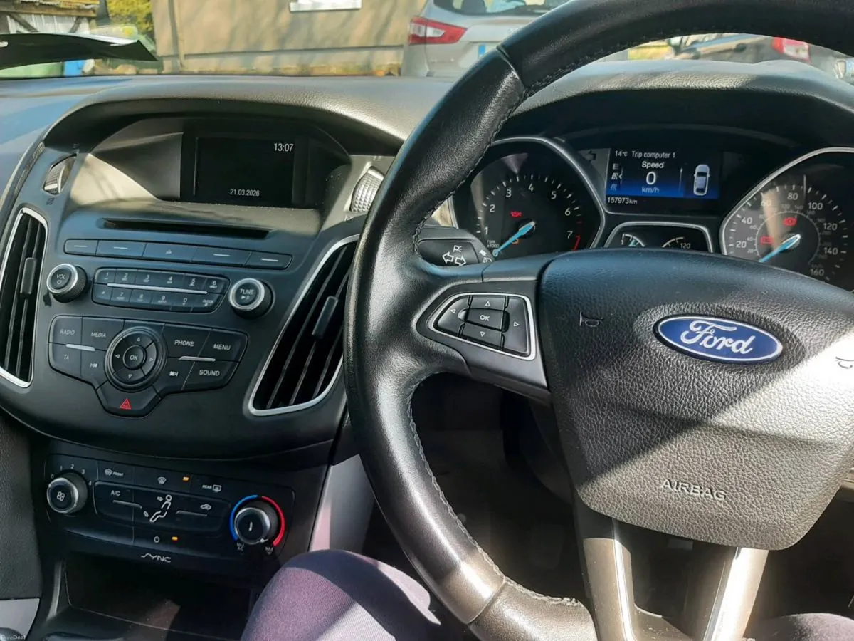 Ford focus - Image 4