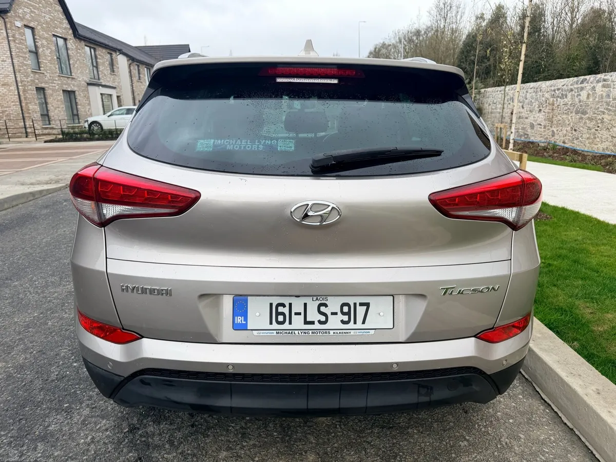 Hyundai Tucson 1.7 New NCT - Image 4