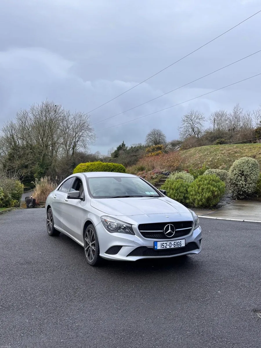 2015 Mercedes Benz CLA 180 1.6 Petrol Manual - Image 3