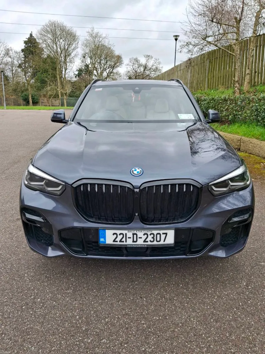 BMW X5 X DRIVE 45E M SPORT - Image 2