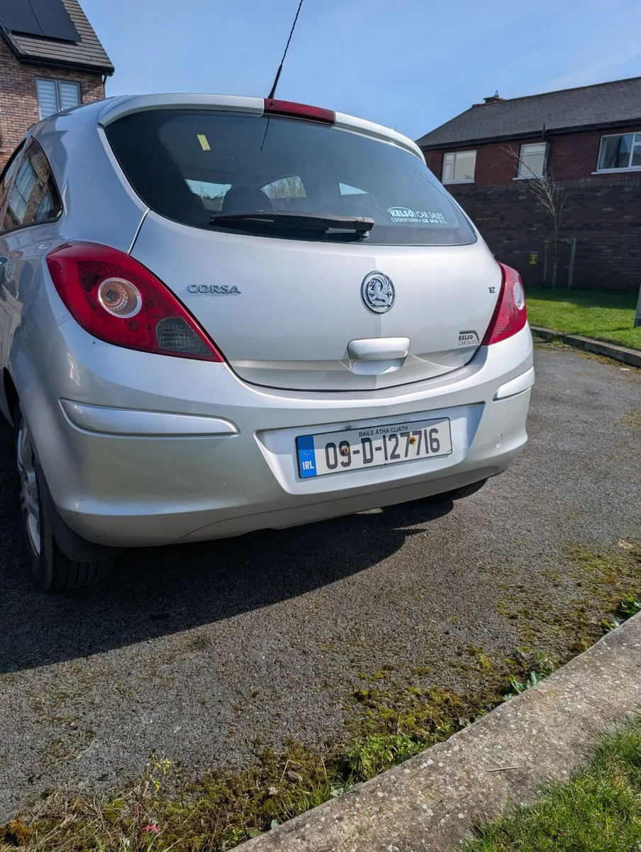 Vauxhall Corsa 2009 - Image 2