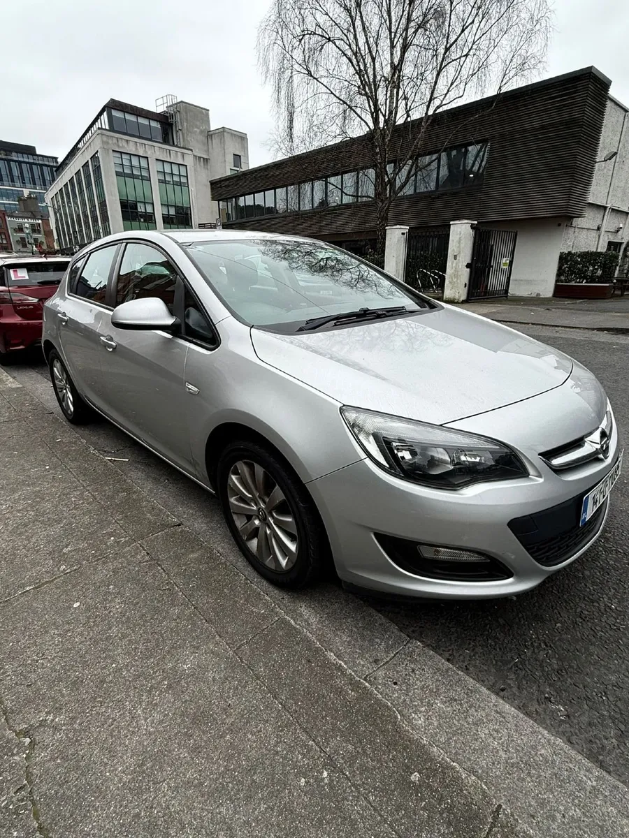 Opel Astra 2014 - Image 3