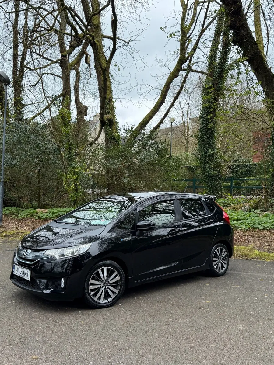 HONDA FIT AUTOMATIC - Image 2