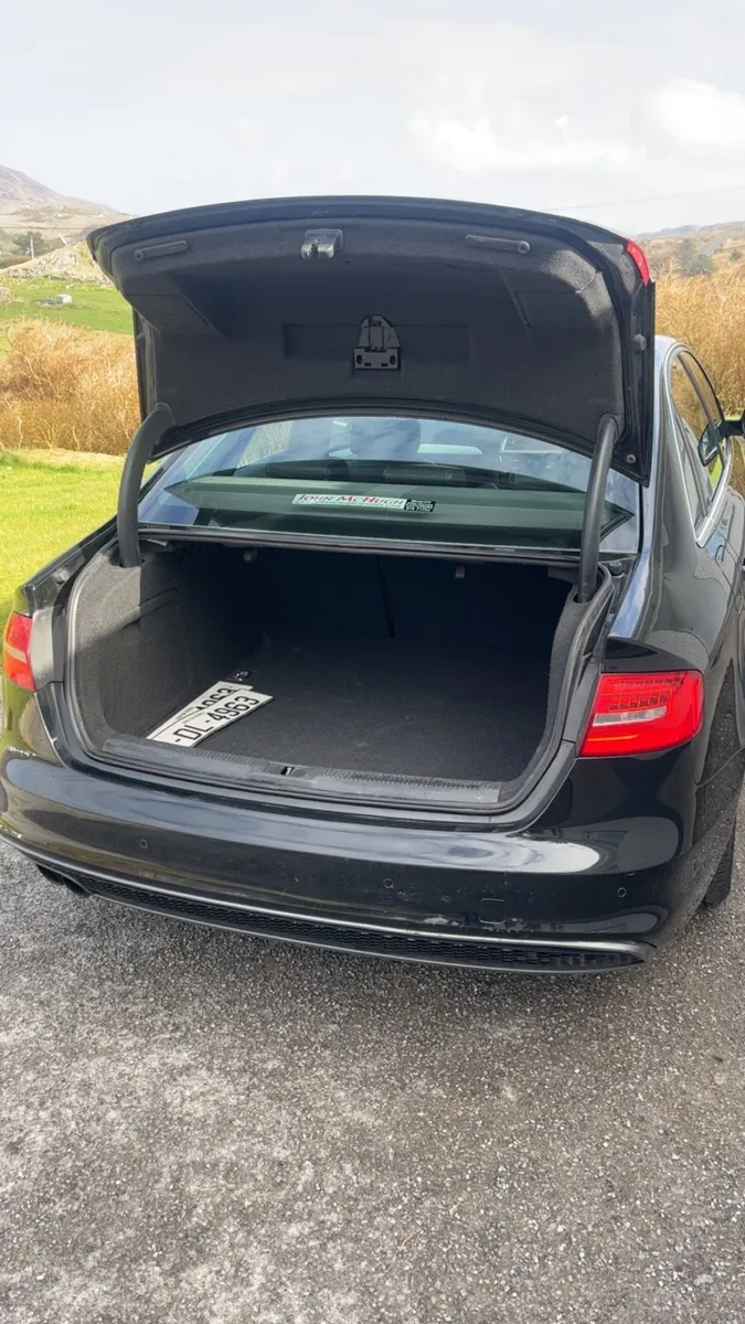 Audi A4 sline - Image 4