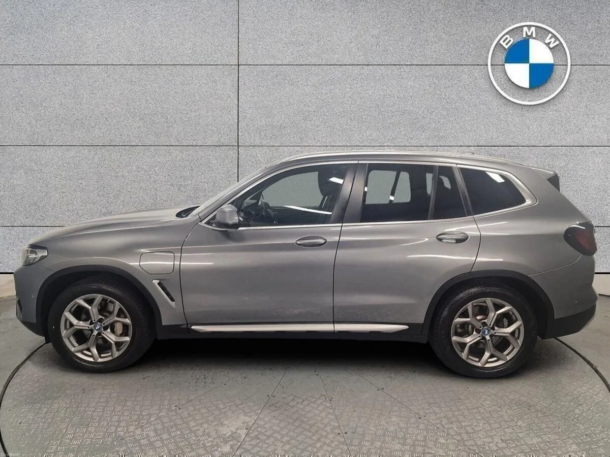BMW X3 xDrive30e xLine - Image 3