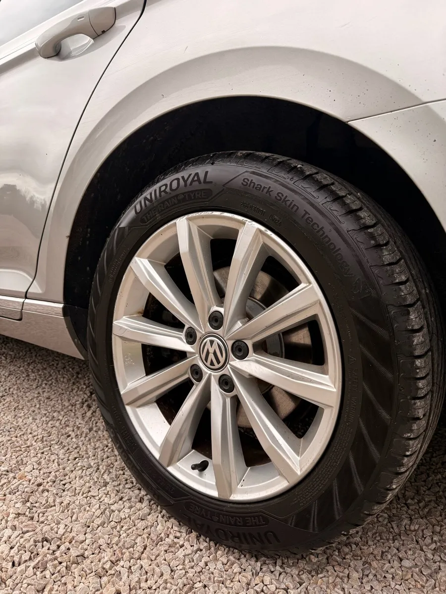 Volkswagen Passat Estate Auto - Image 4