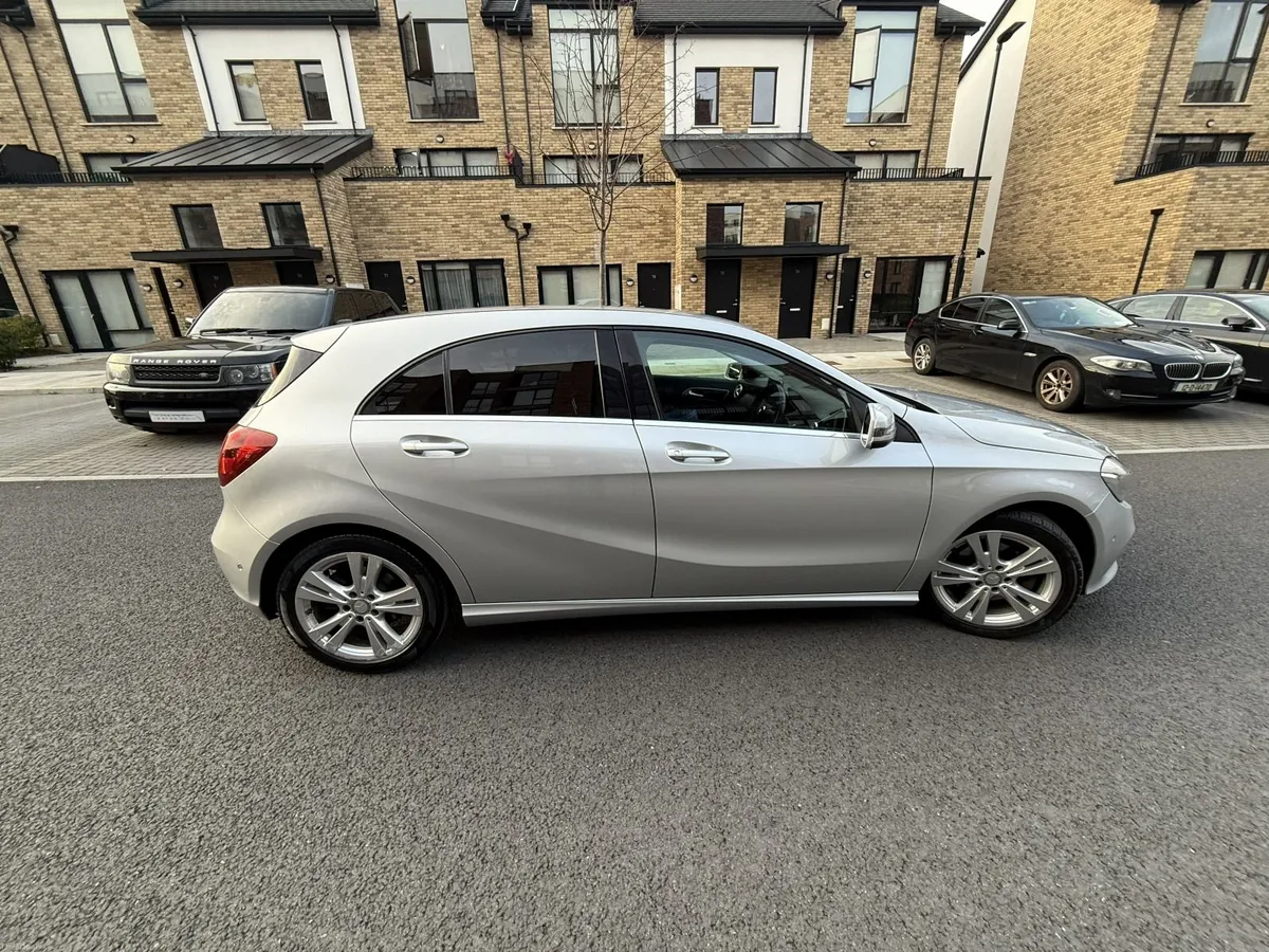 Mercedes A200 2.2 D Sport Premium DCT 2016 - Image 2