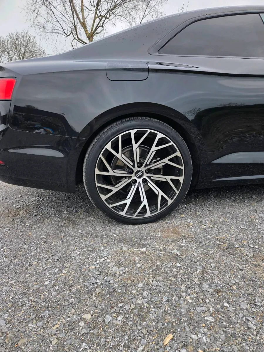 I am selling my audi a5 - Image 3