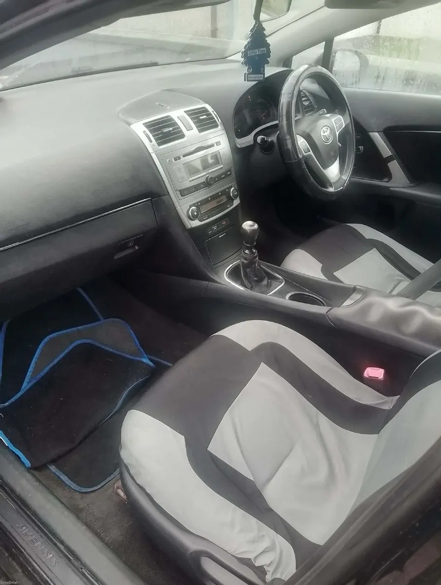 Toyota Avensis 2012 - Image 4