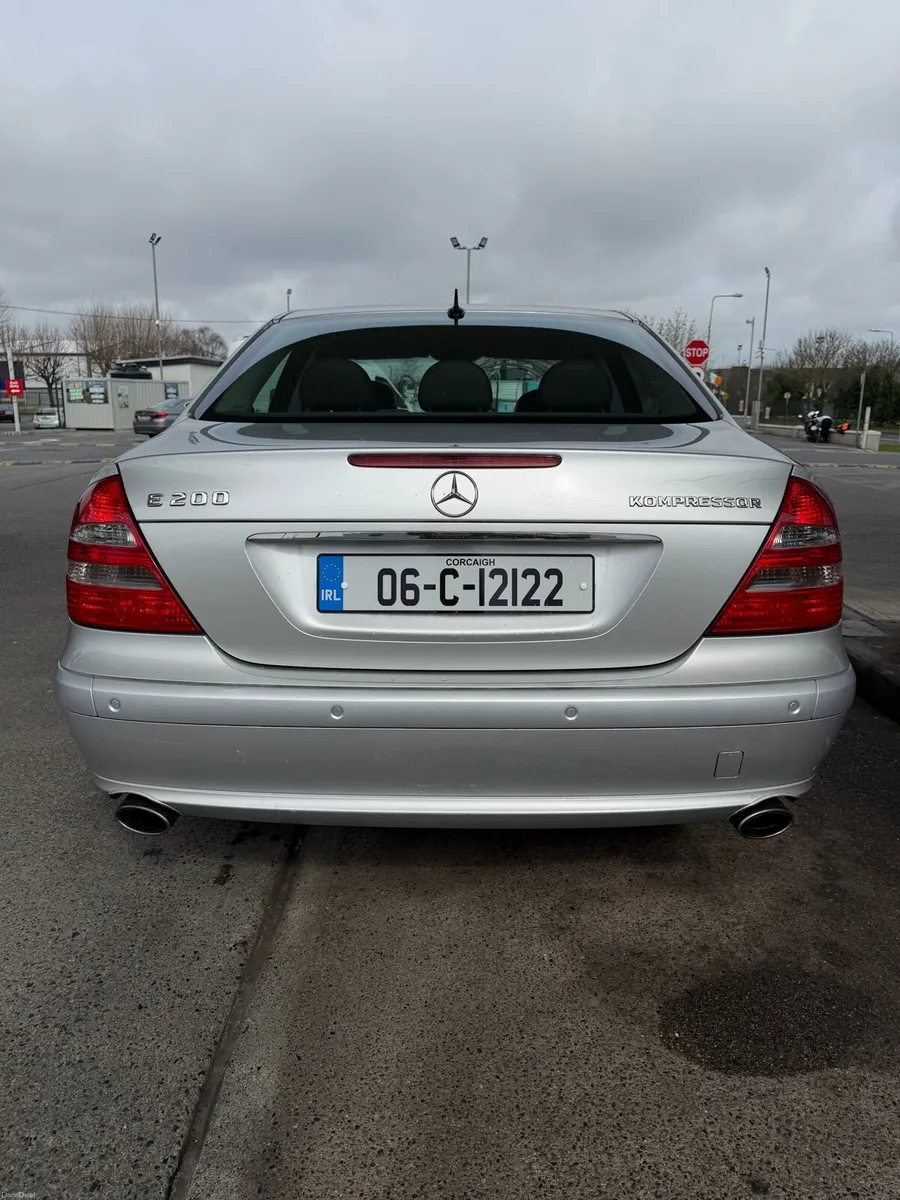 Mercedes benz w211 - Image 4