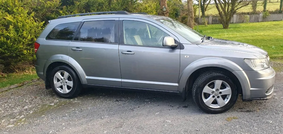 Dodge Journey 7 seater - Image 2