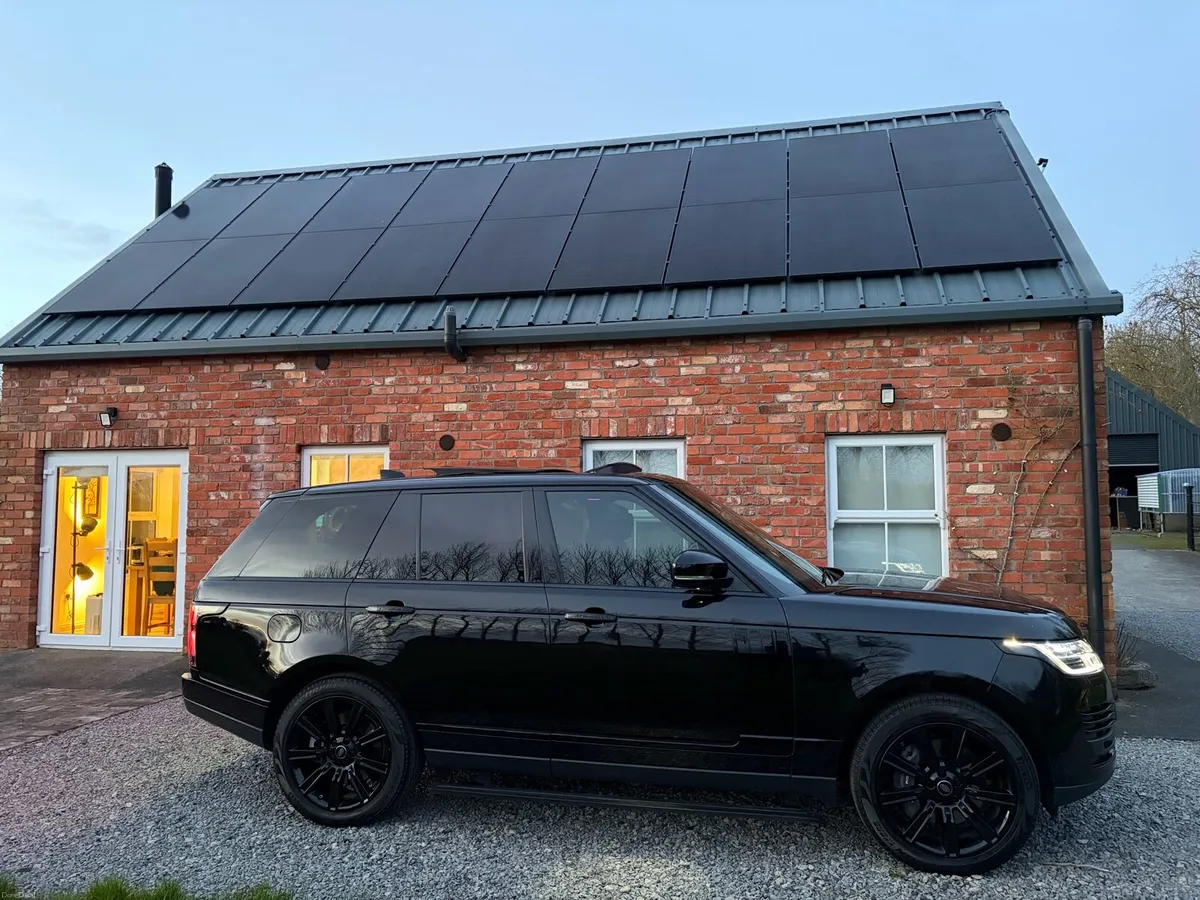 Land Rover Range Rover P400e Autobiography - Image 4