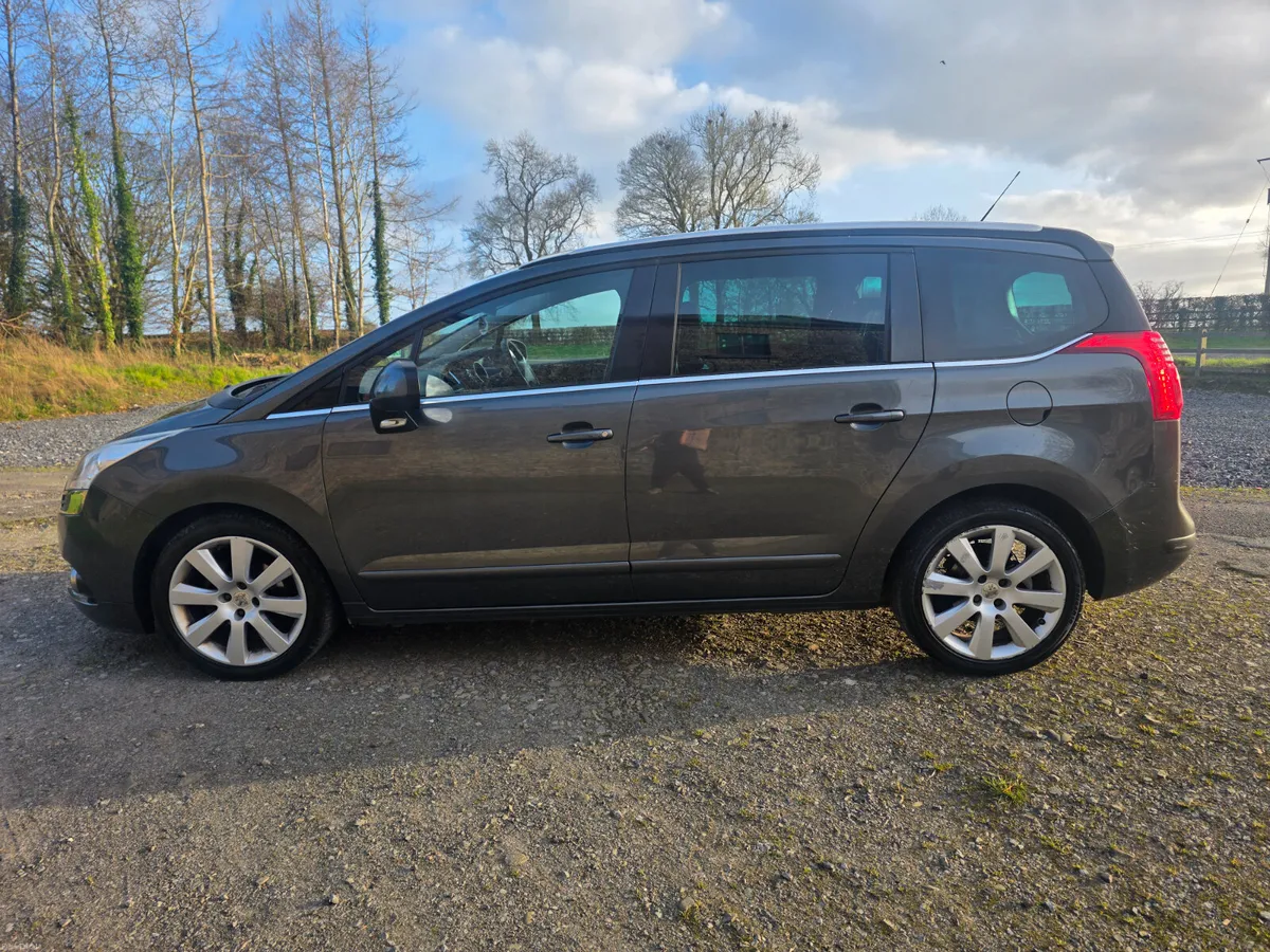 Peugeot 5008 automatic ( new nct ) cheap tax !! - Image 4