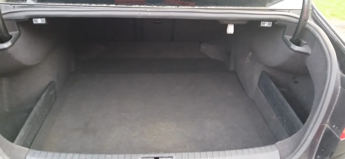 Volkswagen Passat 2017 - Image 3