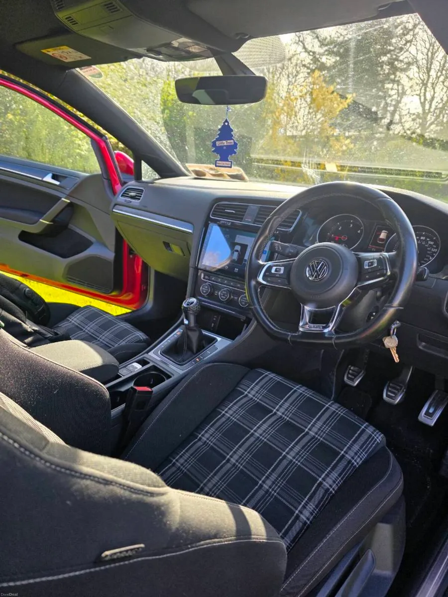 Golf GTD - Image 4
