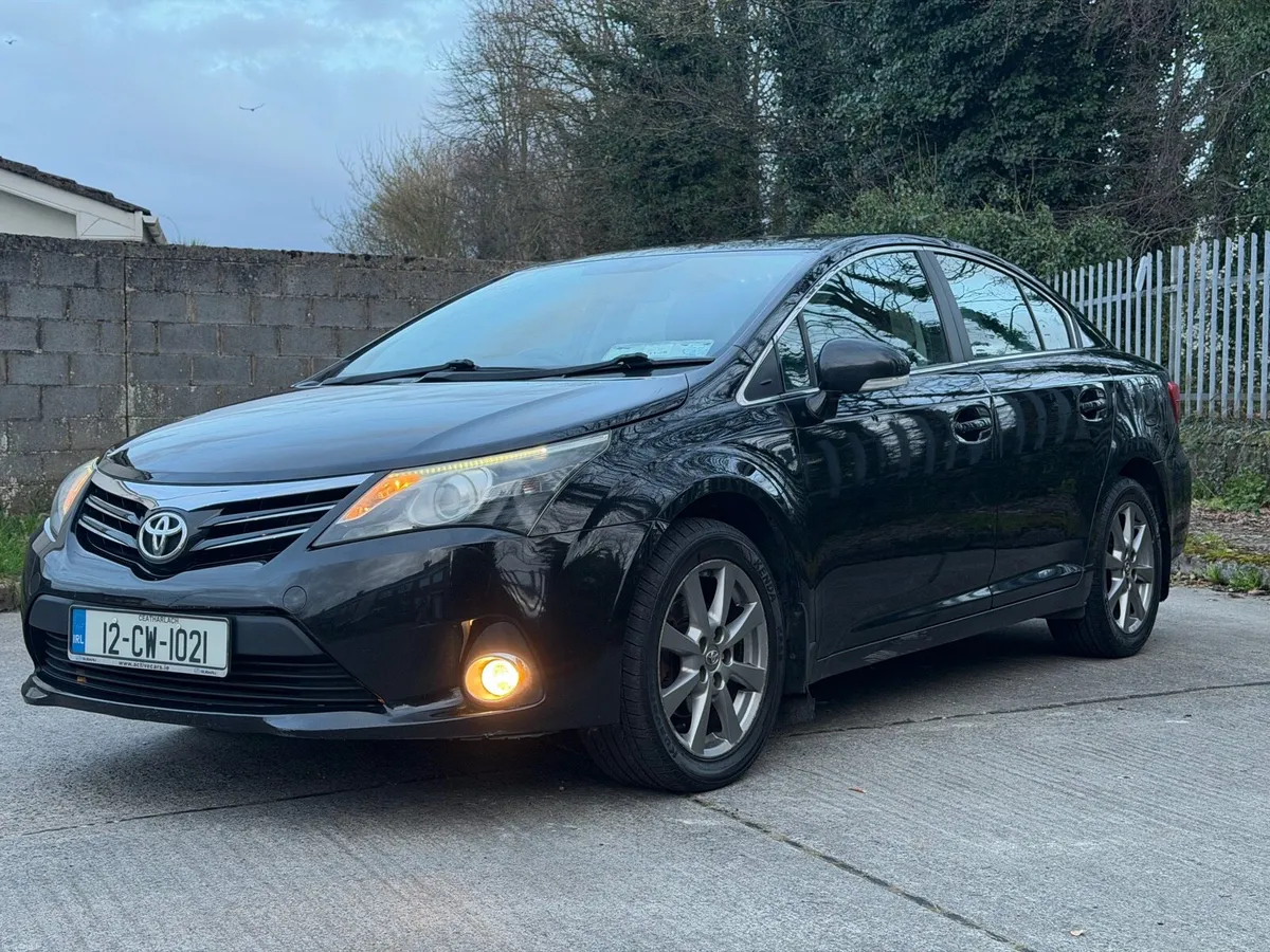 2012 Toyota Avensis D4D 2.0 - Image 1