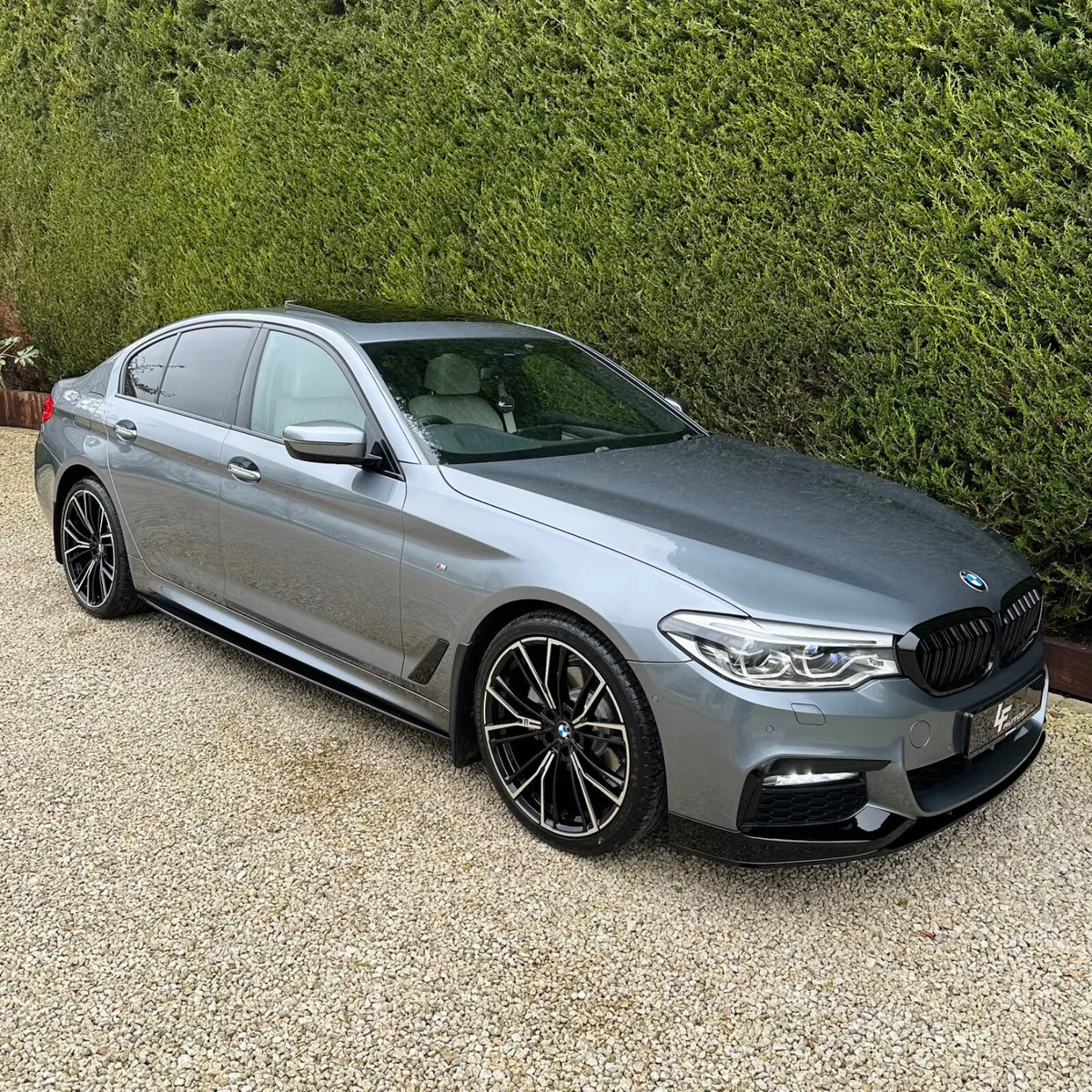 2017 BMW 520D M-SPORT LUXURY PACK - Image 1