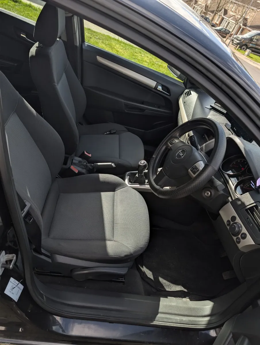 Opel Astra 2007 - Image 3