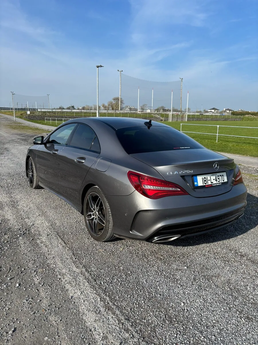 Mercedes-Benz CLA 220D AMG - Image 3