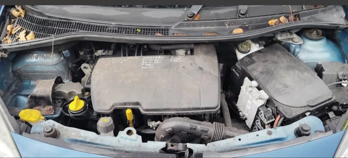 Nissan Twingo - Image 4