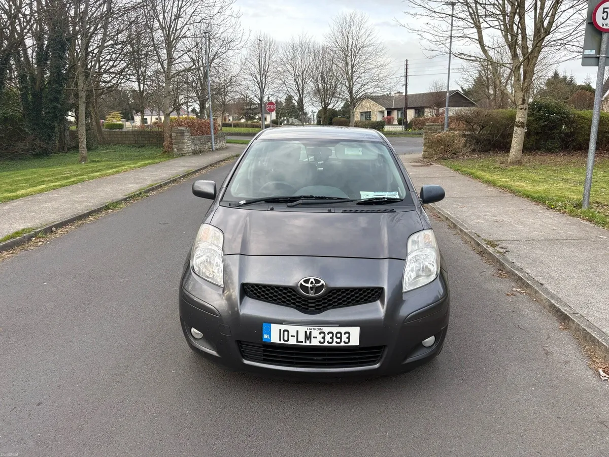 2010 Toyota Yaris 1.0 Petrol - Image 1