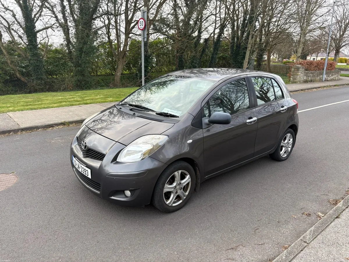 2010 Toyota Yaris 1.0 Petrol - Image 3