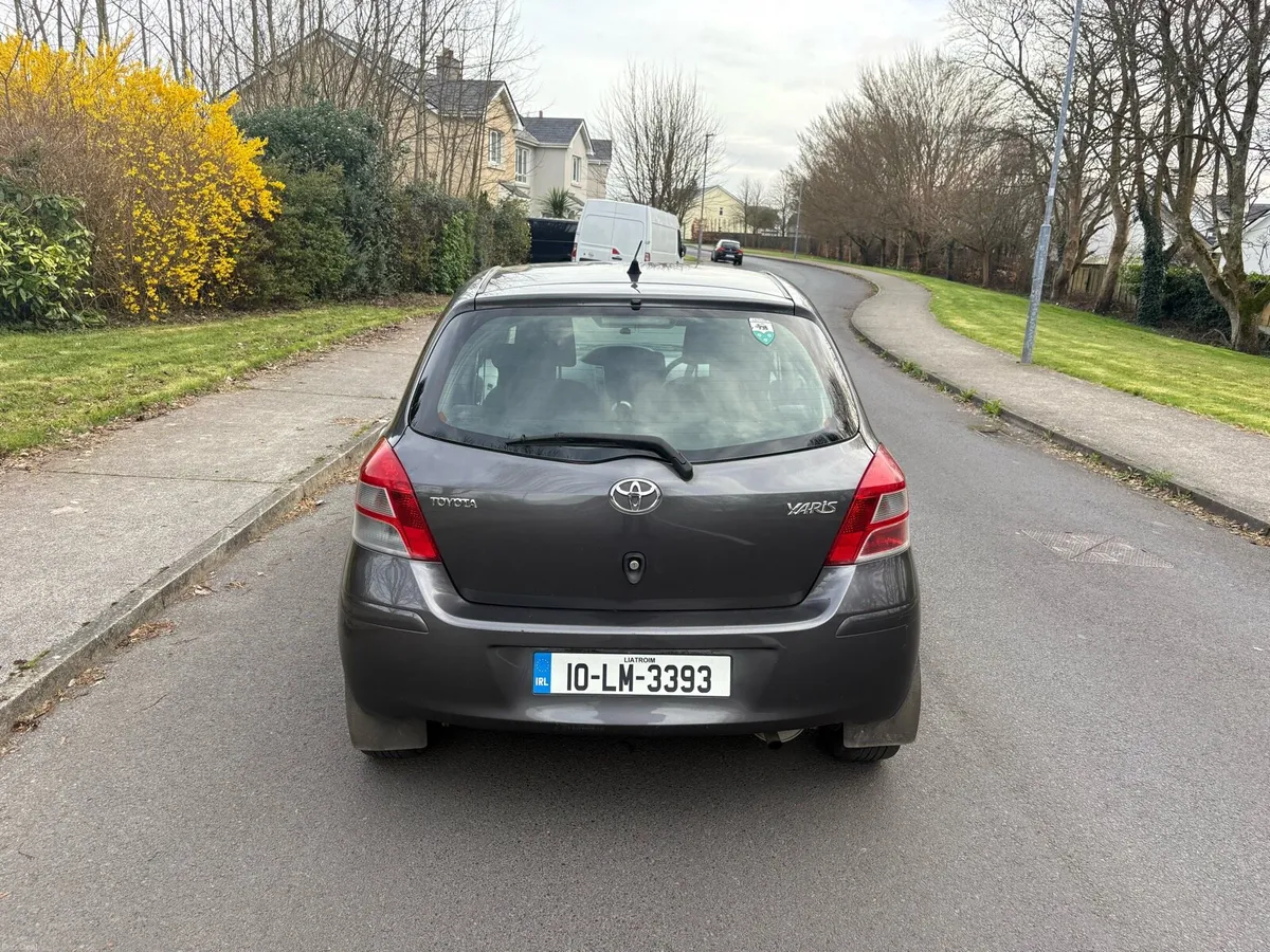 2010 Toyota Yaris 1.0 Petrol - Image 4