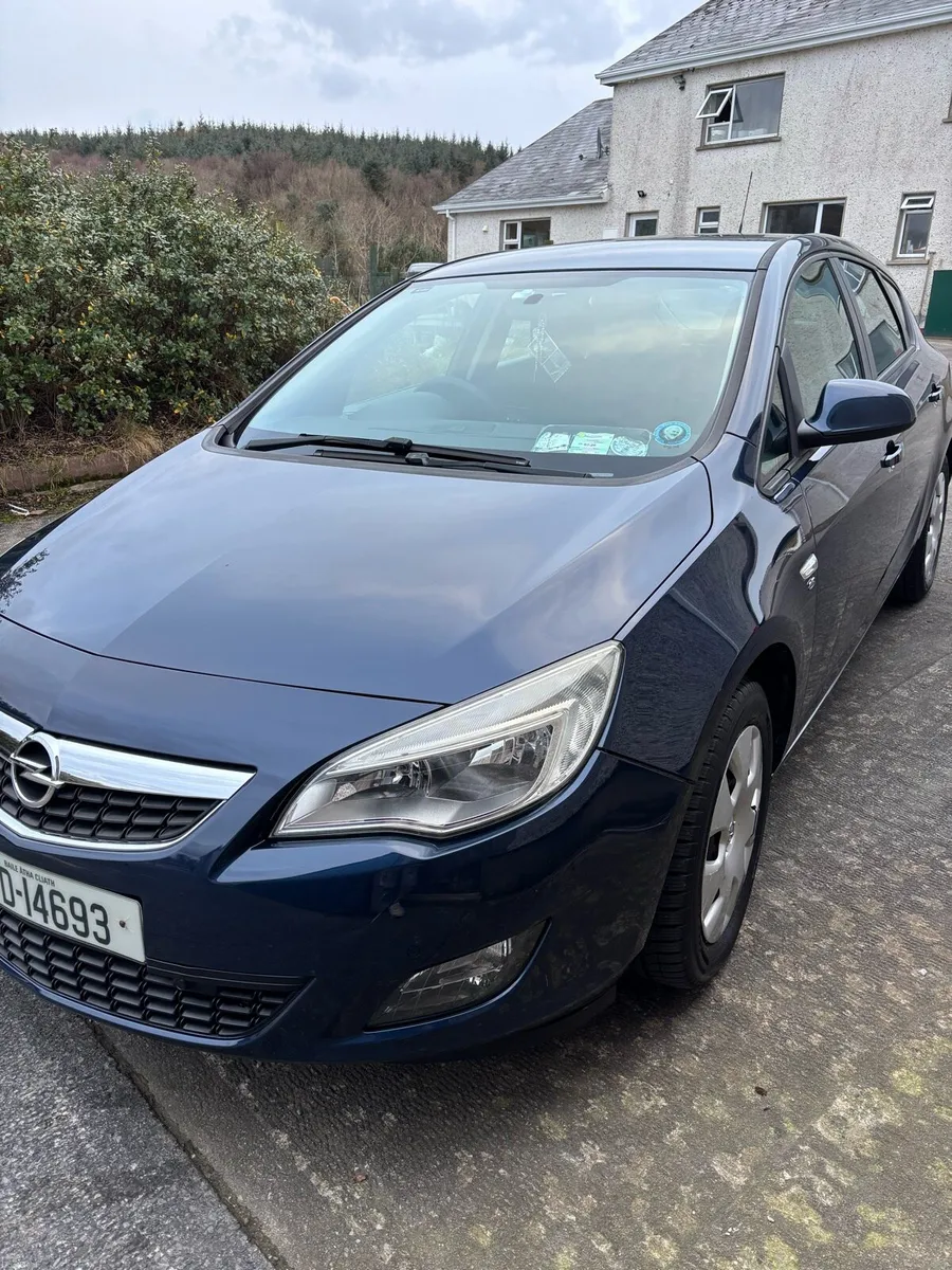 Opel Astra - Image 2