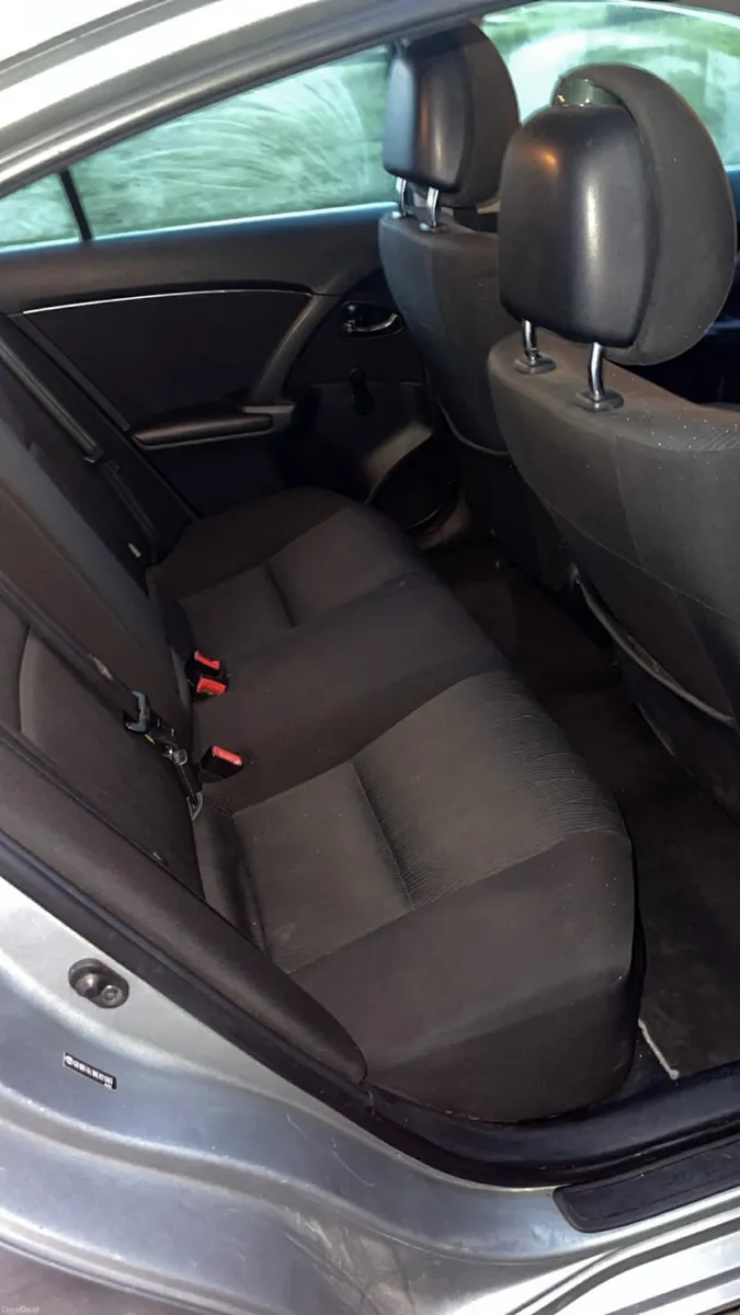 Toyota Avensis - Image 3