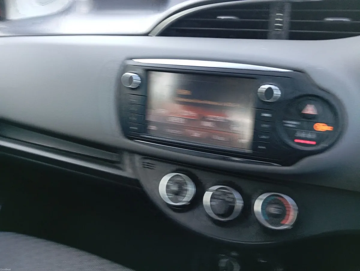 Toyota Yaris 2015 manual - Image 1