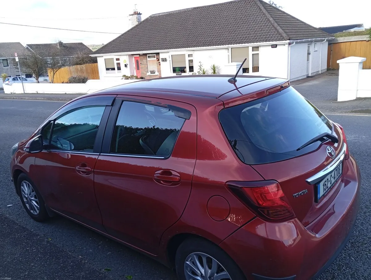 Toyota Yaris 2015 manual - Image 4