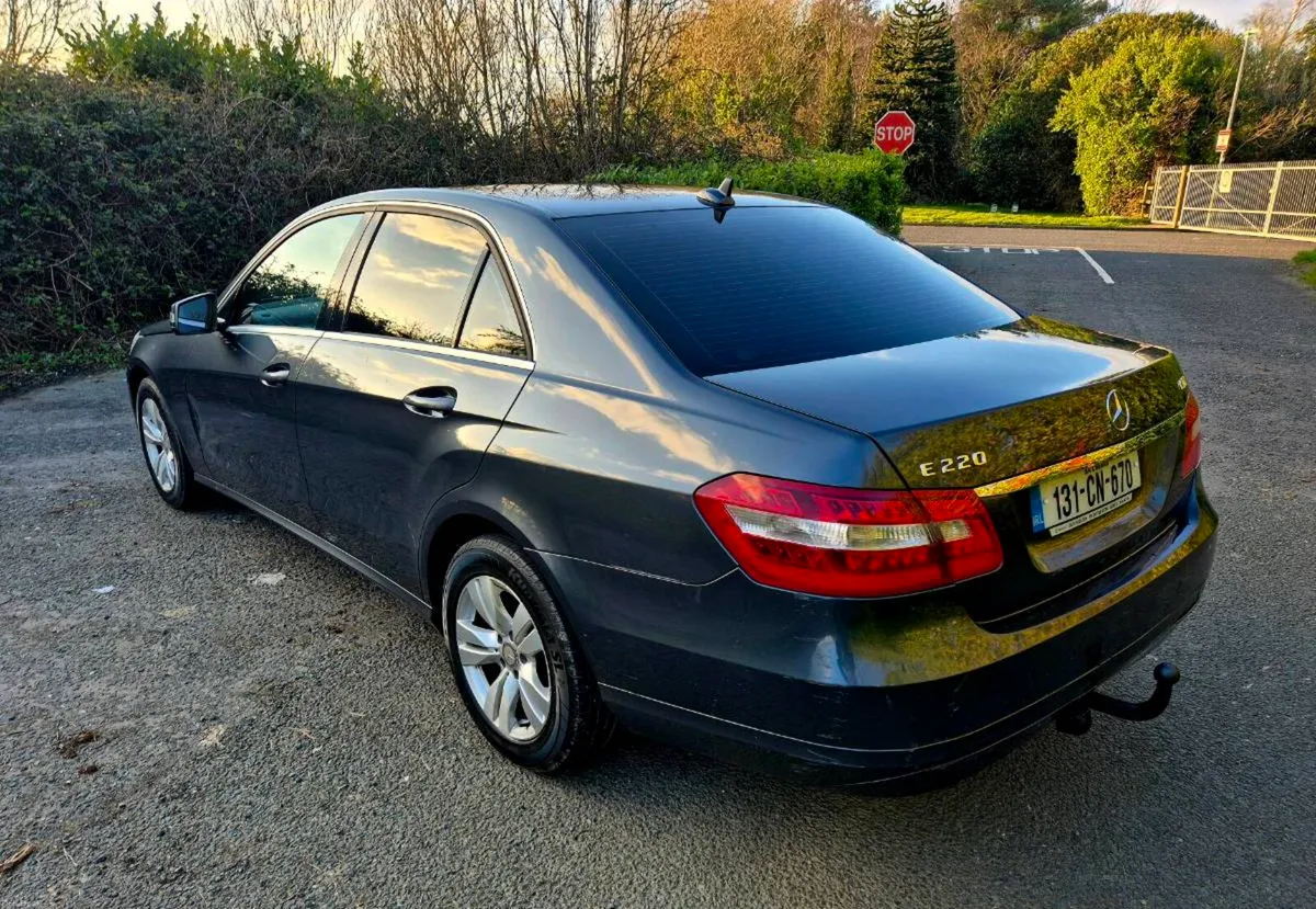 Mercedes e220 automatic - Image 3