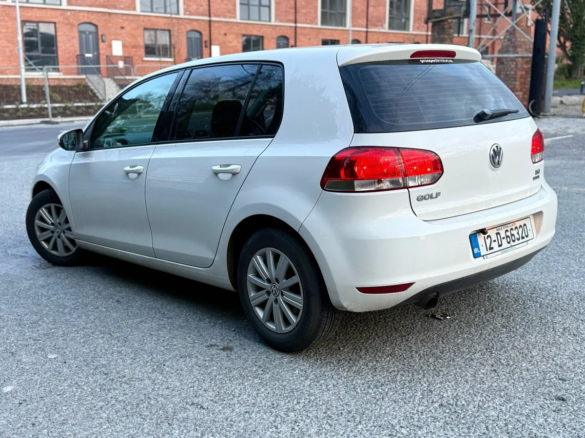 12 Golf Auto 1.2 Low Km Mint Condition - Image 3