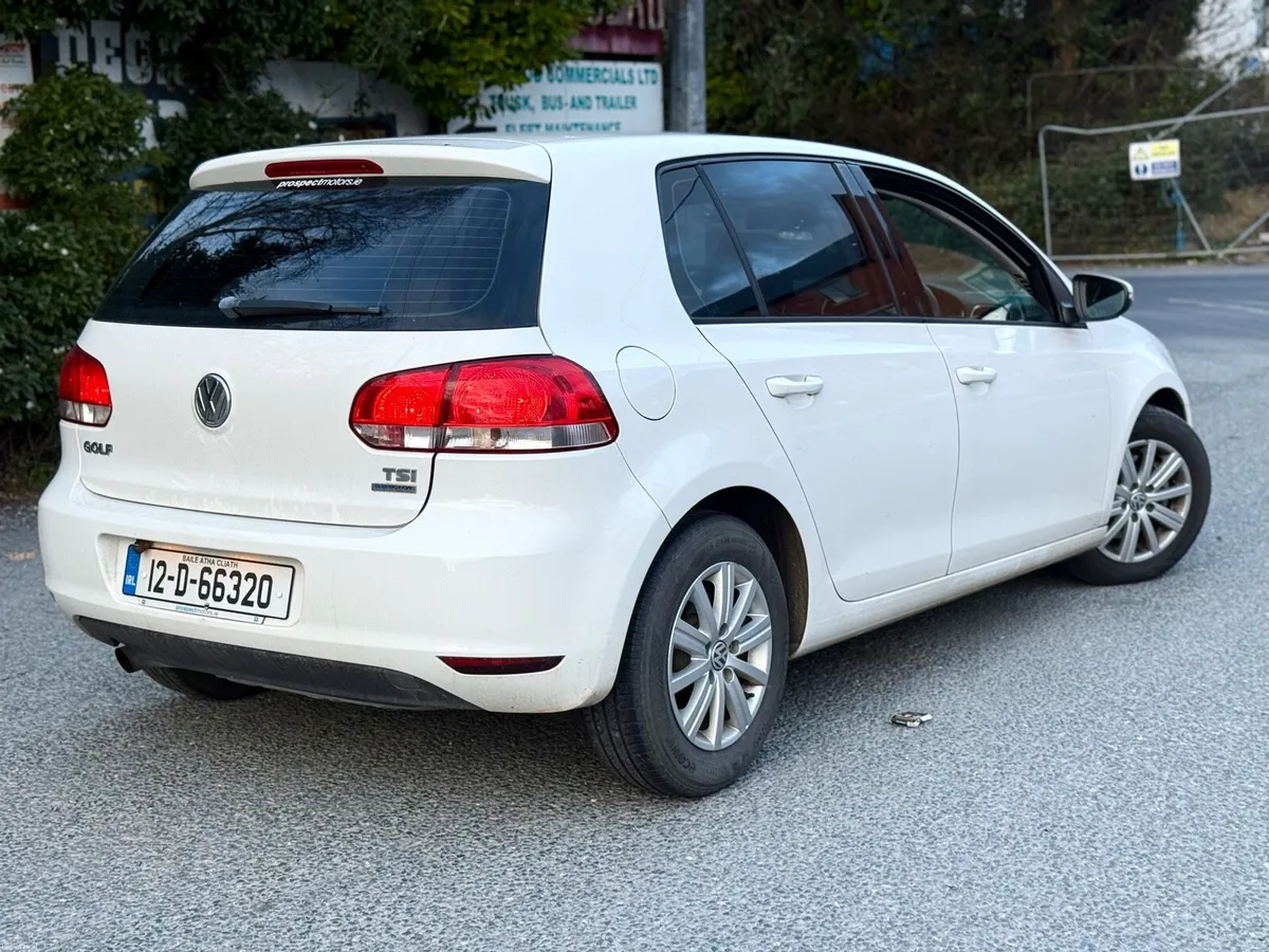 12 Golf Auto 1.2 Low Km Mint Condition - Image 4